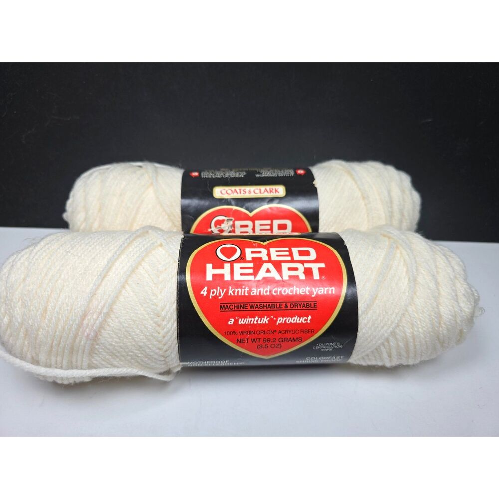 Red Heart Off White Yarn Acrylic Lot of 2 Skeins 3.5 oz. Banded Rated 4